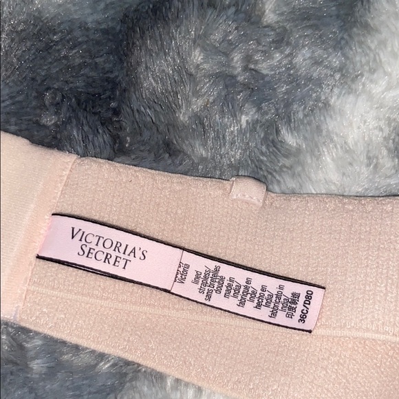 ✨𝚂𝚝𝚛𝚊𝚙𝚕𝚎𝚜𝚜 𝙱𝚛𝚊✨ - Picture 3 of 3